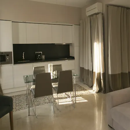 Siloe Plaza Apartment