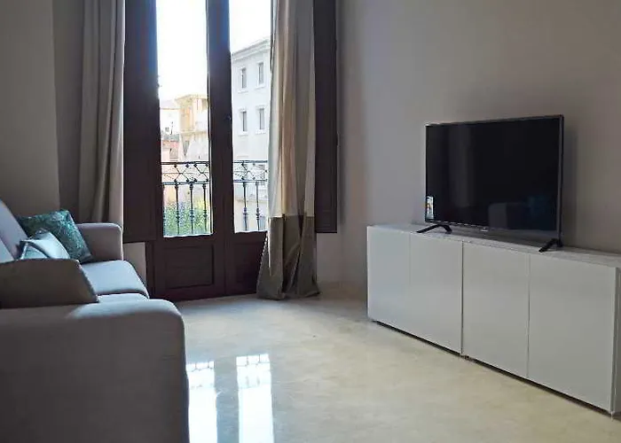 سيلوي بلازا شقة *